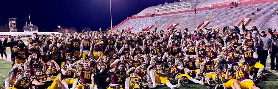 2024 IHSA Football Class 8A Champions – Loyola Academy